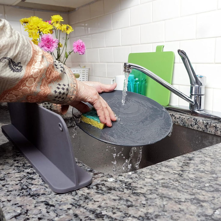 SplashGuard™️ Flexible Sink & Stove Water Barrier